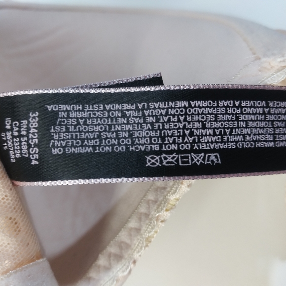 NWOT Victoria Secret very sexy puch up Bra 32D - Picture 5 of 6